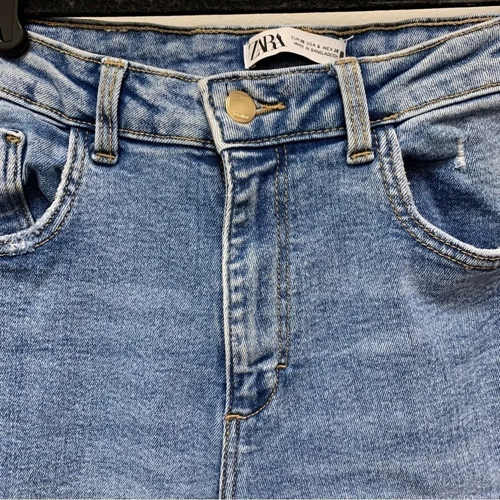 Zara High Rise Straight Jeans